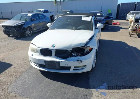 2011 BMW 128I z USA, uszkodzony, nr VIN WBAUN1C54BVH83118